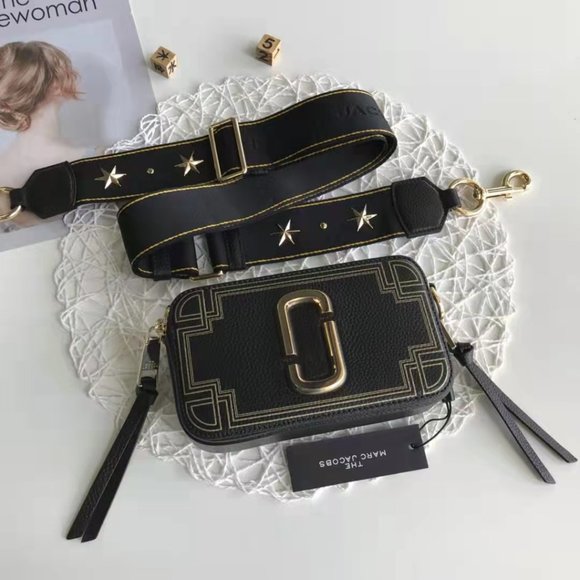 🌈🌈Marc Jacob Crossbody 🌈 🌈 - Picture 1 of 8